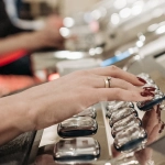 Digital-маркетинг игровых автоматов 2025: стратегии конверсии